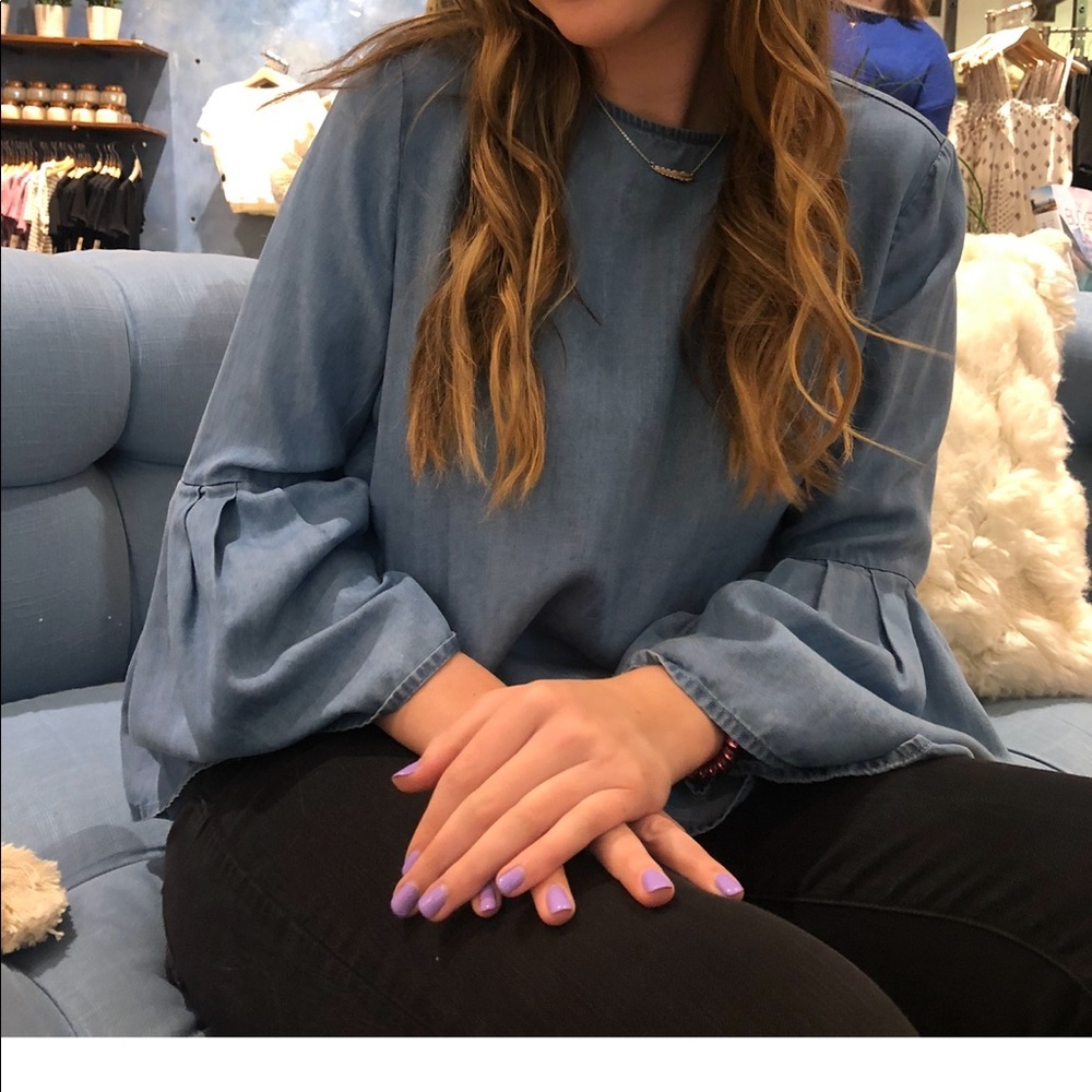 Beach lunch lounge chambray shirt with bell sleeves
